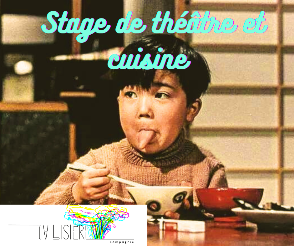 Stage de théâtre et cuisine à Ixelles - Un enfant mange dans un bol et tire la langue